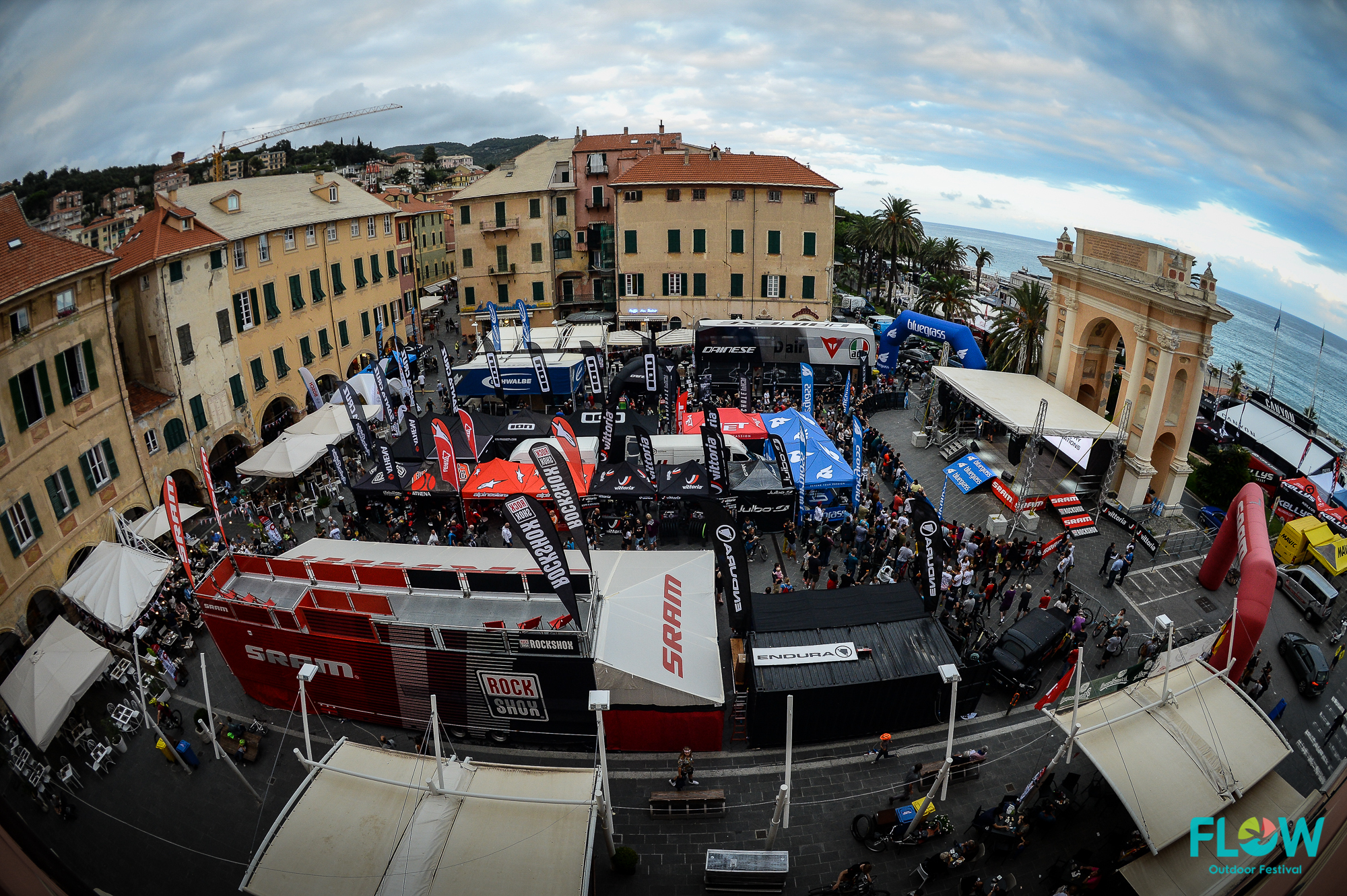 Grandi conferme per la quarta edizione del FLOW Outdoor Festival di Finale Ligure